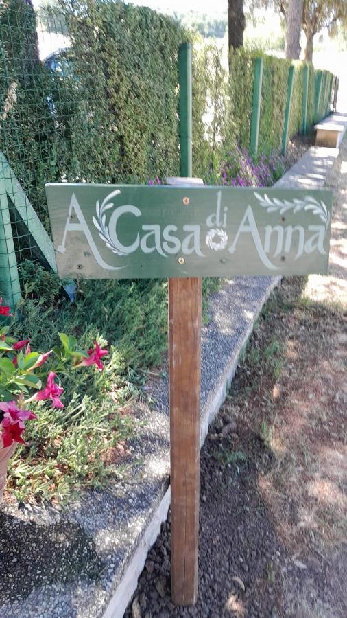 Appartamento Dell Agriturismo Pane E Olio Todi Luaran gambar